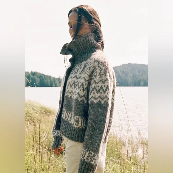 TRADE Ozma of California Cabin Cardi, Eco-Cloud Alpaca Cotton, Shrub - Picture 4 of 15